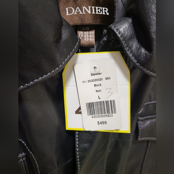 Danier Genuine Leather Jacket - Picture 4 of 6